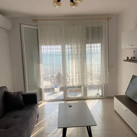 Appartement 2 With Balcony And Sea View
