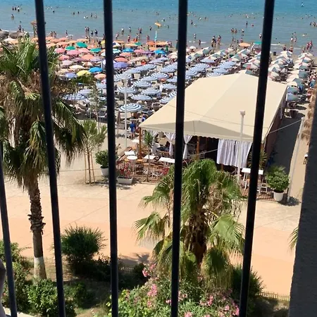 2 With Balcony And Sea View Appartement Durrës