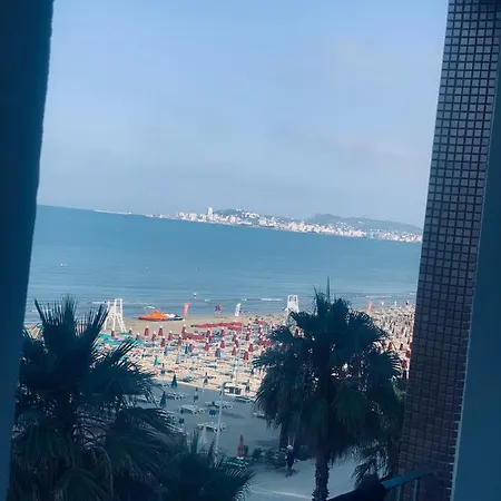 2 With Balcony And Sea View *