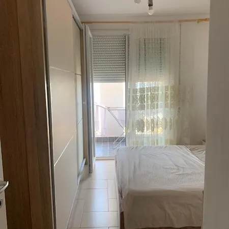 2 With Balcony And Sea View Appartamento *